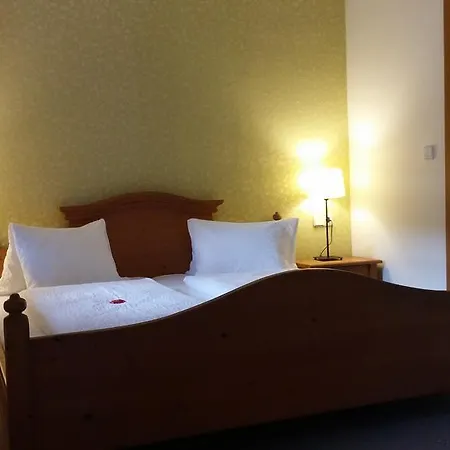 Lenzhofer Apartament *